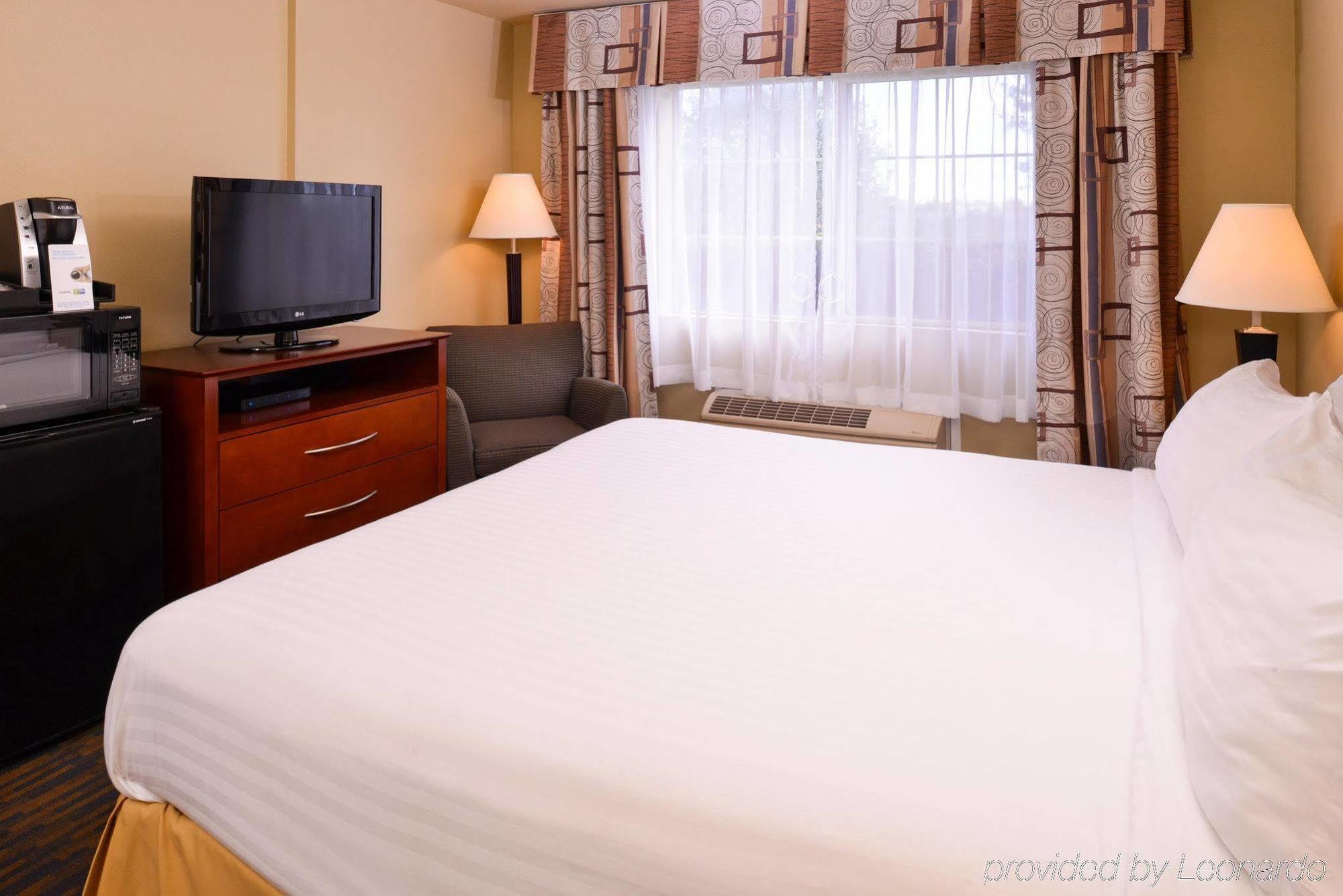 Holiday Inn Express & Suites Watsonville By Ihg Dış mekan fotoğraf