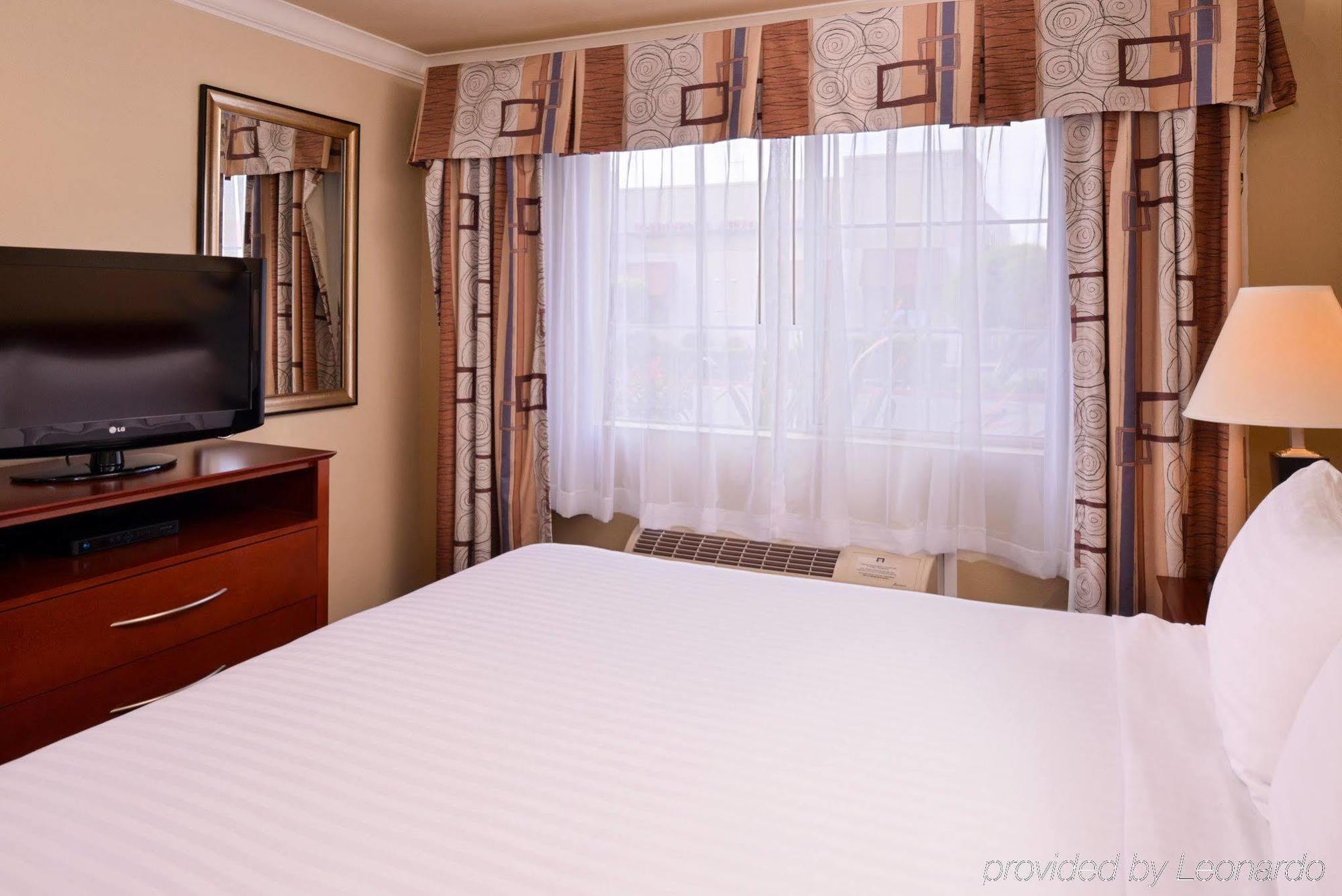 Holiday Inn Express & Suites Watsonville By Ihg Dış mekan fotoğraf